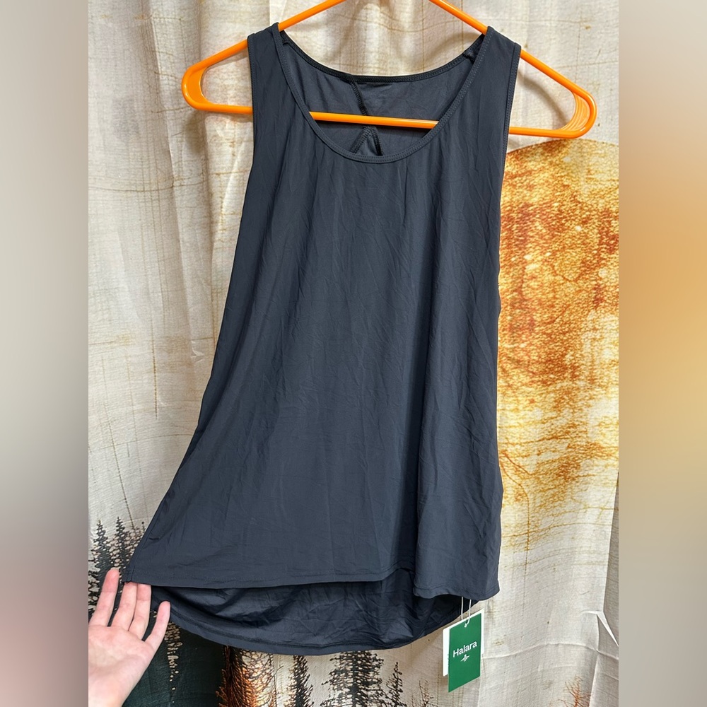 HALARA Athleisure Black Tank